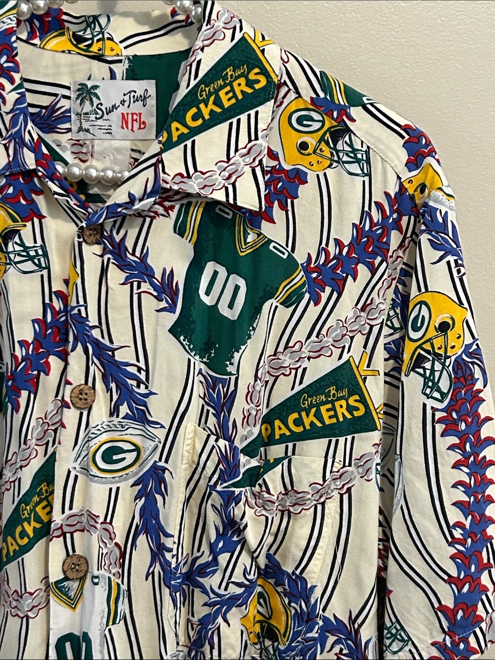 Vintage Sun & Turf Green Bay Packers Hawaiian Shirt XL All Over Print Rayon NFL